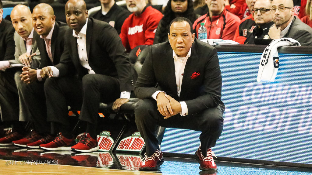 Kevin Keatts sideline